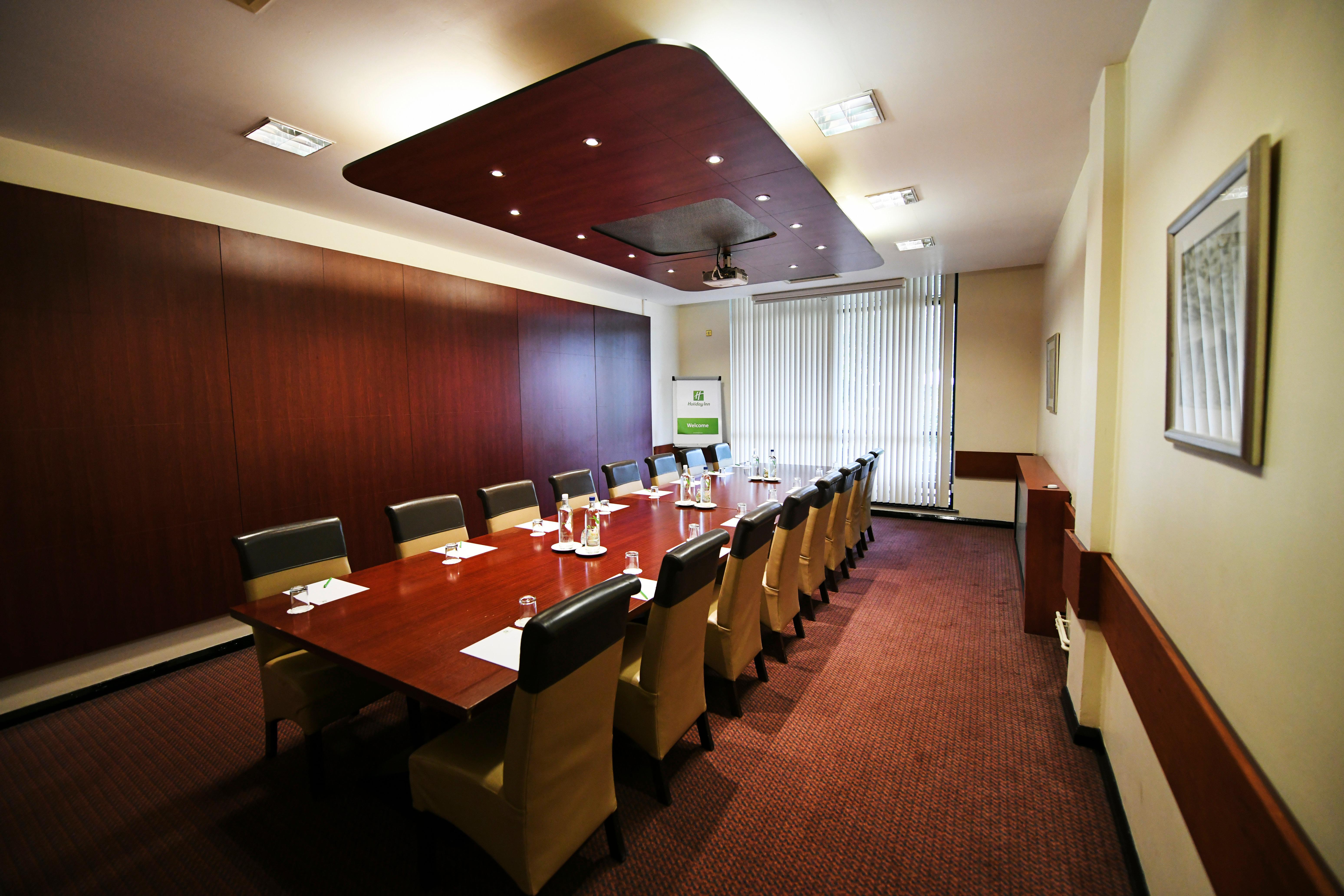 Holiday Inn Telford Ironbridge By Ihg Exterior foto