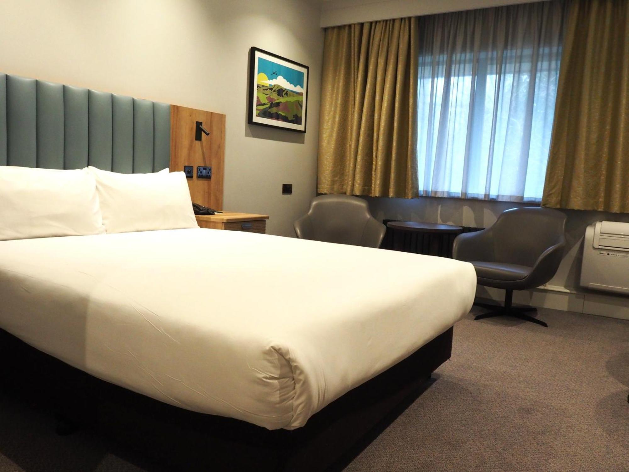 Holiday Inn Telford Ironbridge By Ihg Exterior foto