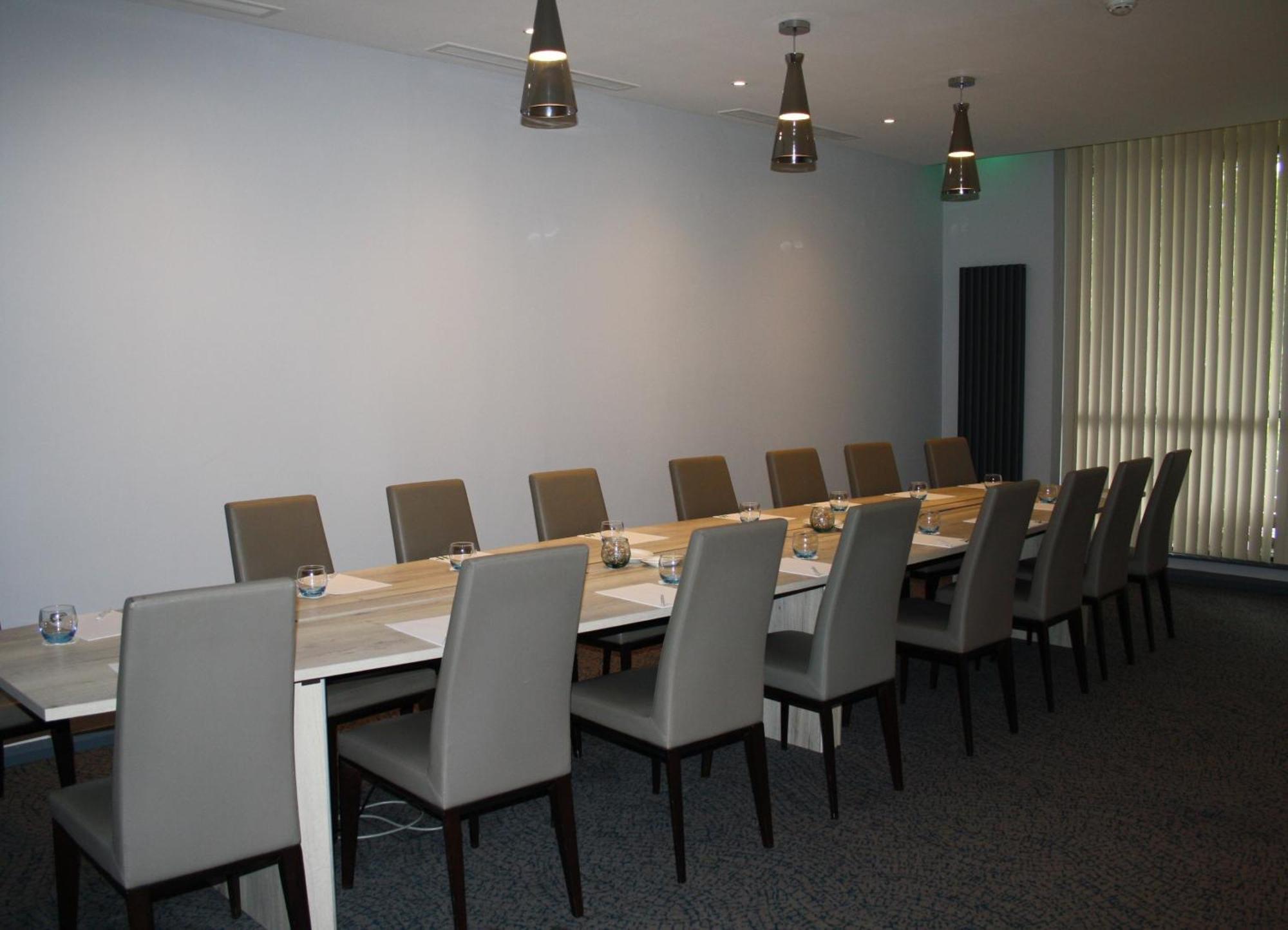 Holiday Inn Telford Ironbridge By Ihg Exterior foto